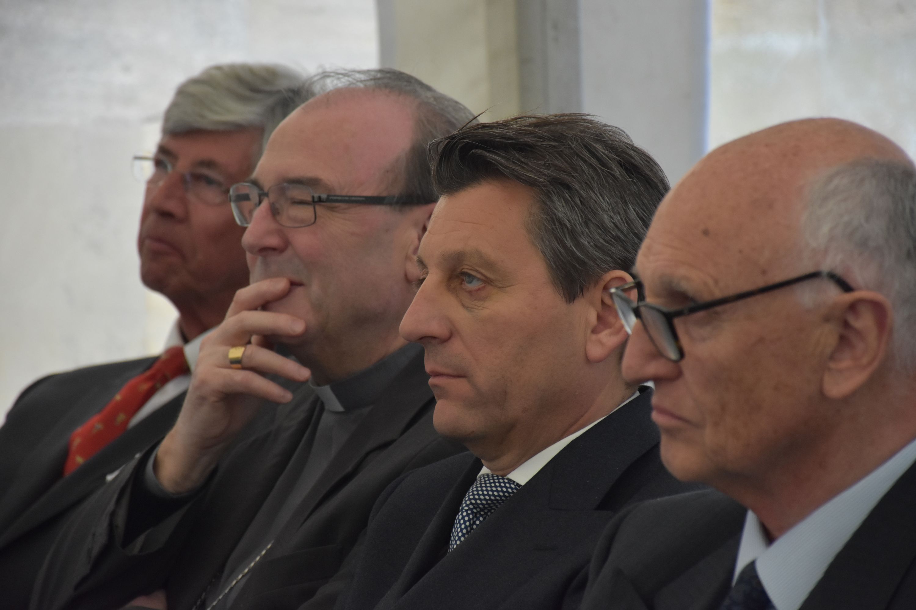 Alain DE WAELE, Secrétaire général du Fonds Baillet Latour, Monseigneur VANCOTTEM, Jürgen MEINDL, Ambassadeur d'Autriche, Jan HUYGHEBAERT, Président du Fonds Baillet Latour